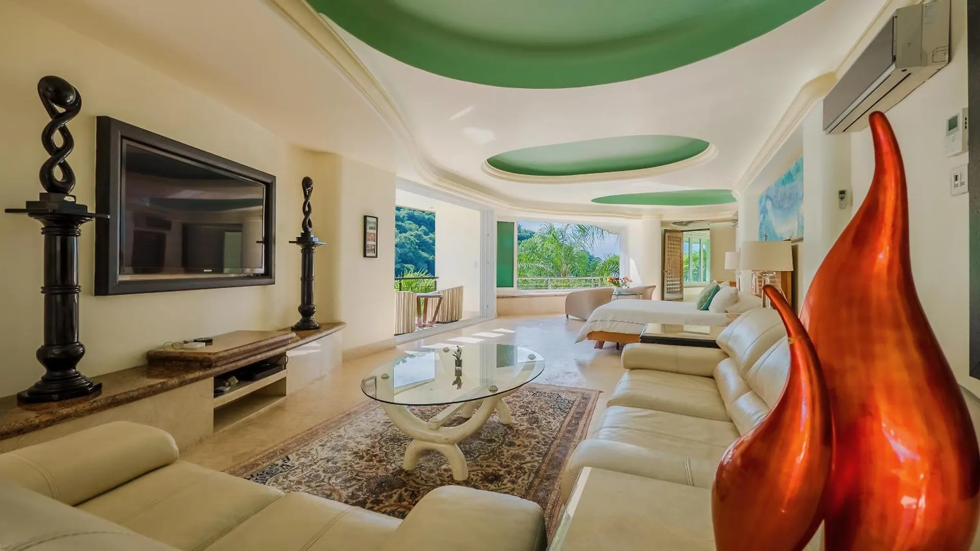 Boca de Tomatlán Ocean Frontage luxury Villa for rent Puerto Vallarta